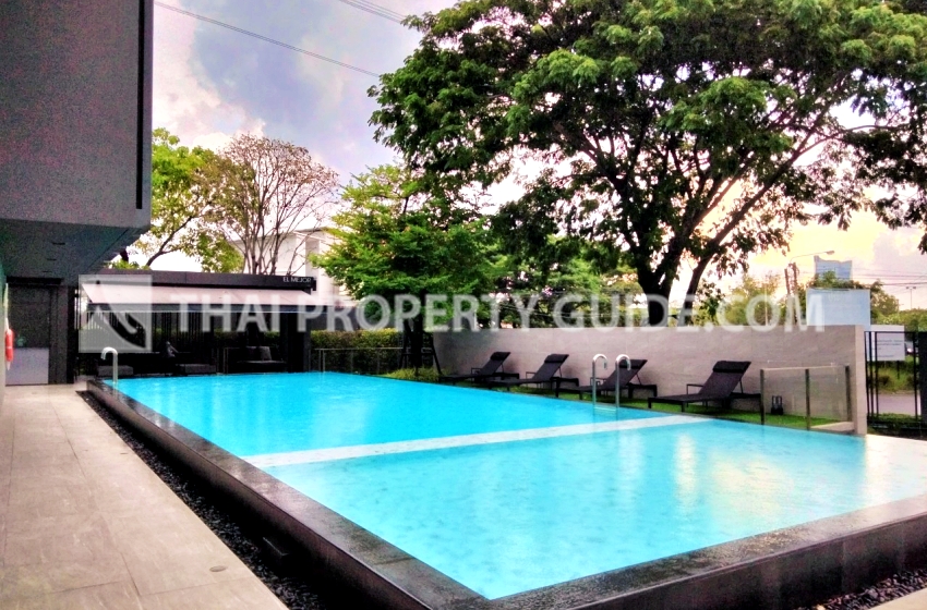 House with Shared Pool in Bangnatrad 