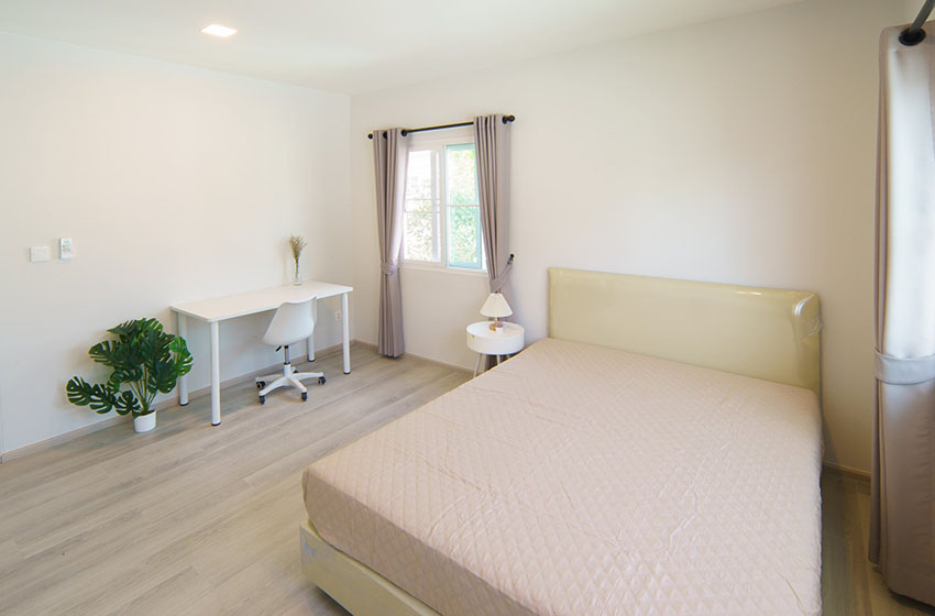 House with Shared Pool in Bangnatrad 