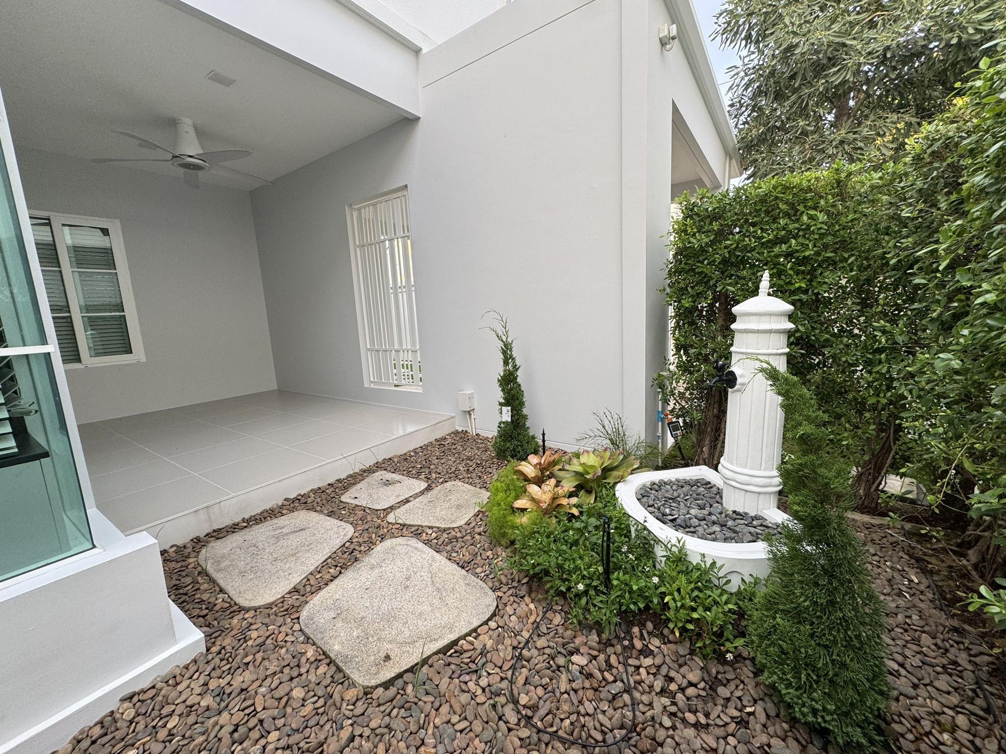 House with Shared Pool in Bangnatrad 