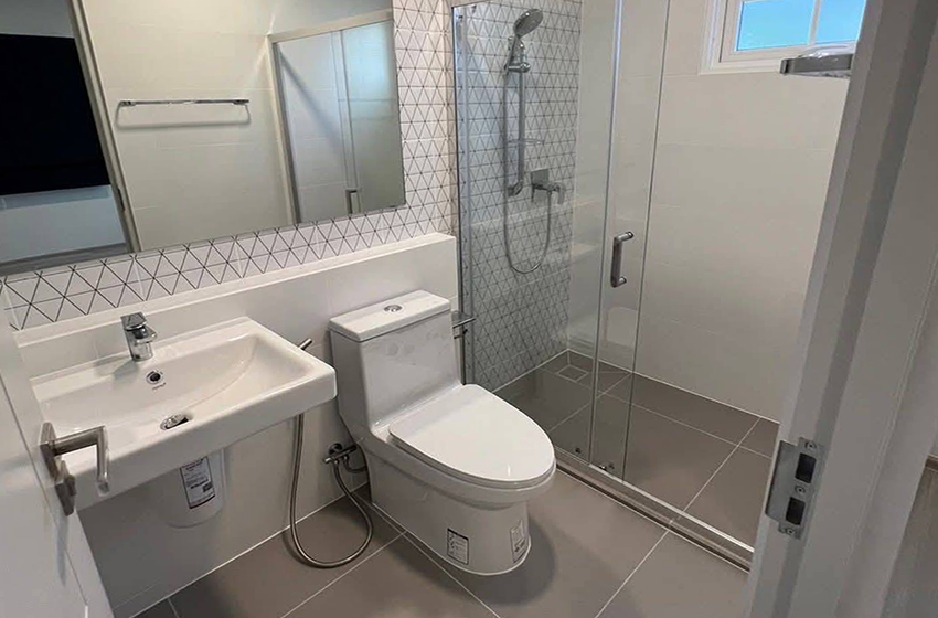 House with Shared Pool in Bangnatrad 