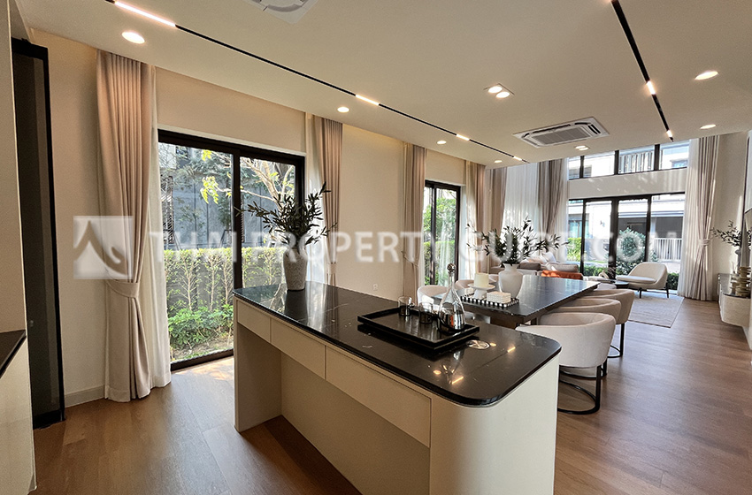 House with Shared Pool in Bangnatrad 