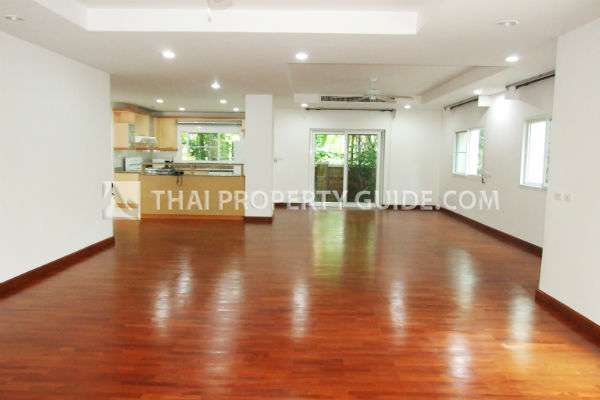 House with Shared Pool in Nichada Thani 