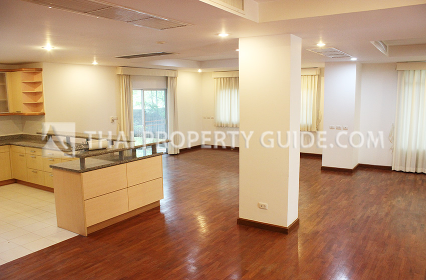 House with Shared Pool in Nichada Thani 