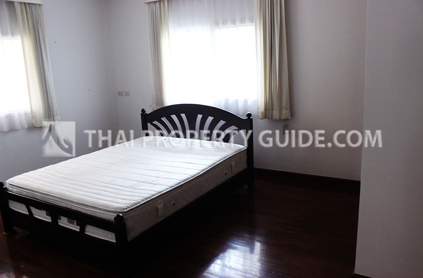 House with Shared Pool in Nichada Thani 