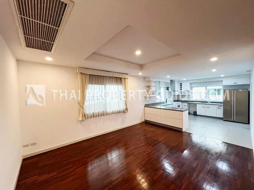 House with Shared Pool in Nichada Thani 