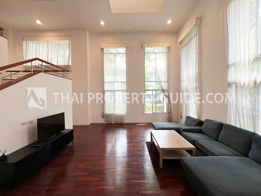 House with Shared Pool in Nichada Thani 