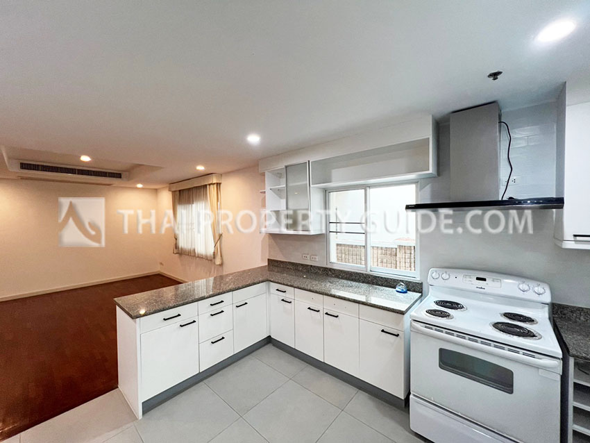 House with Shared Pool in Nichada Thani 