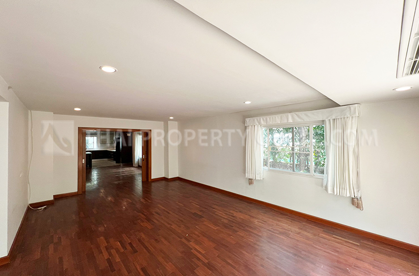 House with Shared Pool in Nichada Thani 