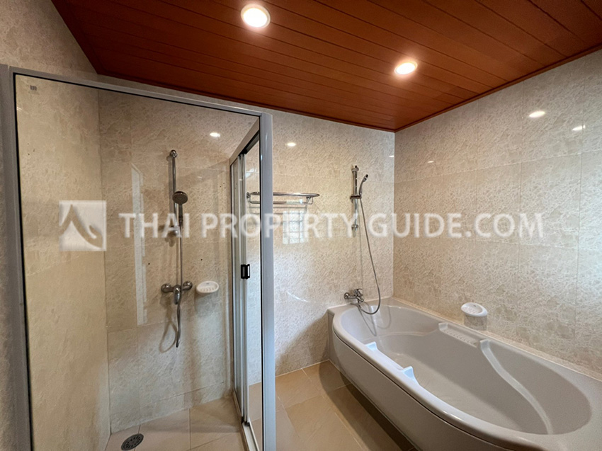 House with Shared Pool in Nichada Thani 