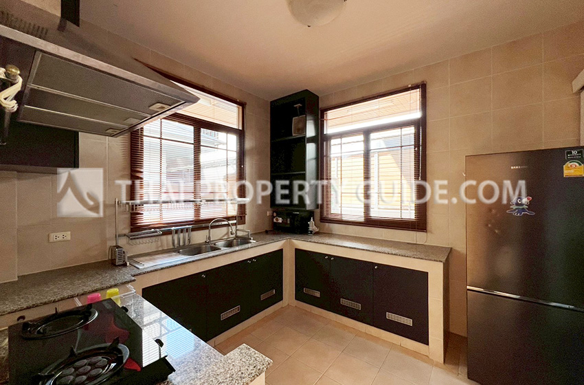 House with Shared Pool in Pattanakarn 