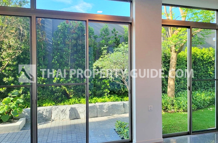 House with Shared Pool in Rama 9 