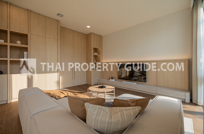 House with Shared Pool in Rama 9 