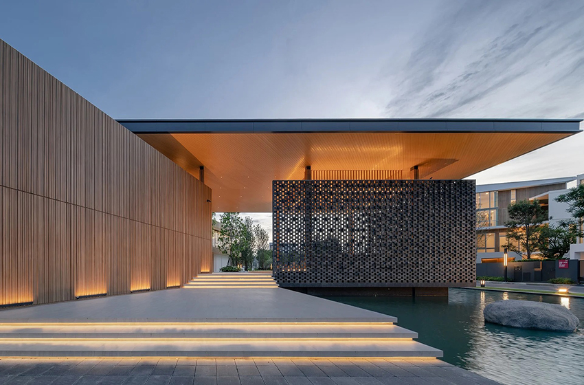 House with Shared Pool in Rama 9 