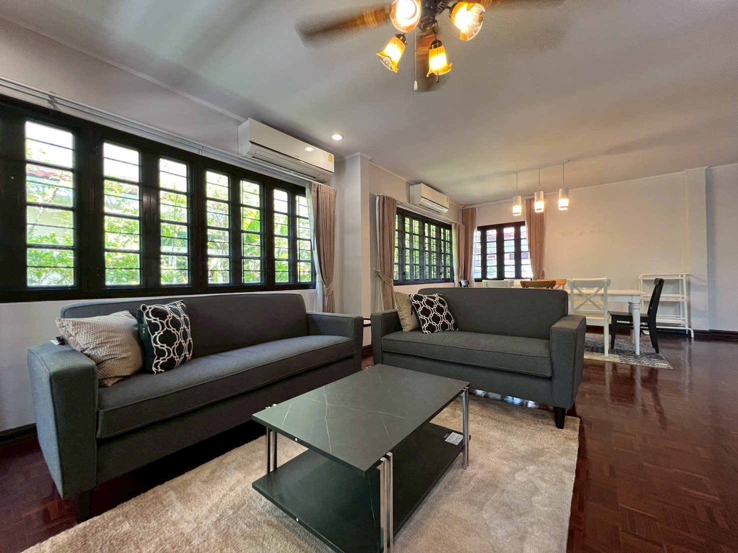 House with Shared Pool in Srinakarin 