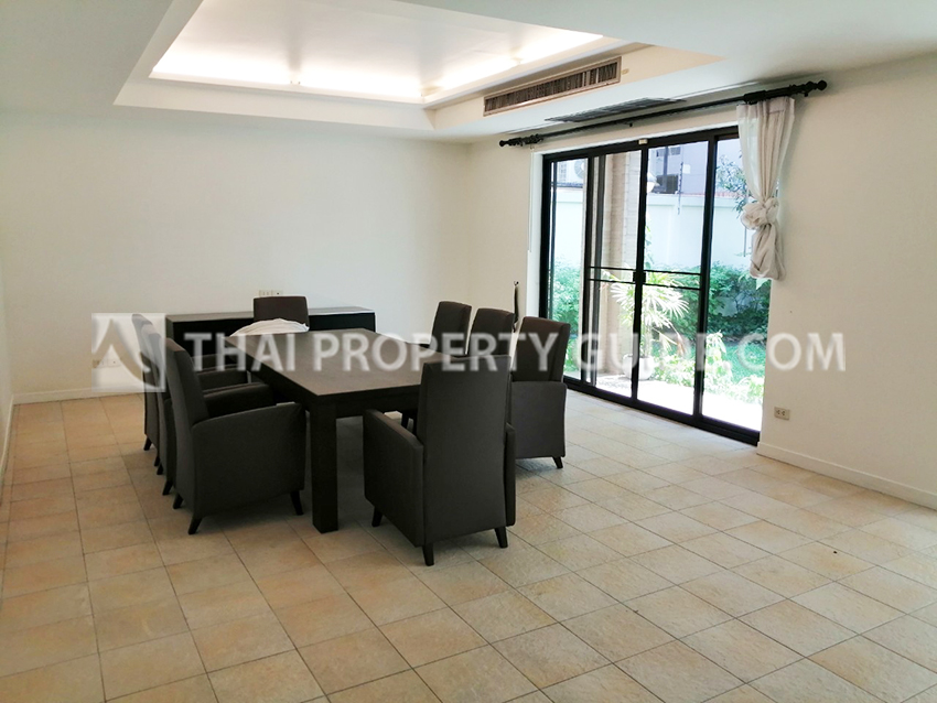 House with Shared Pool in Sukhumvit 