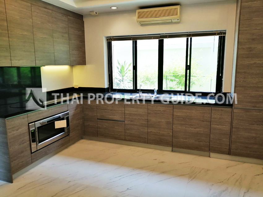 House with Shared Pool in Sukhumvit 