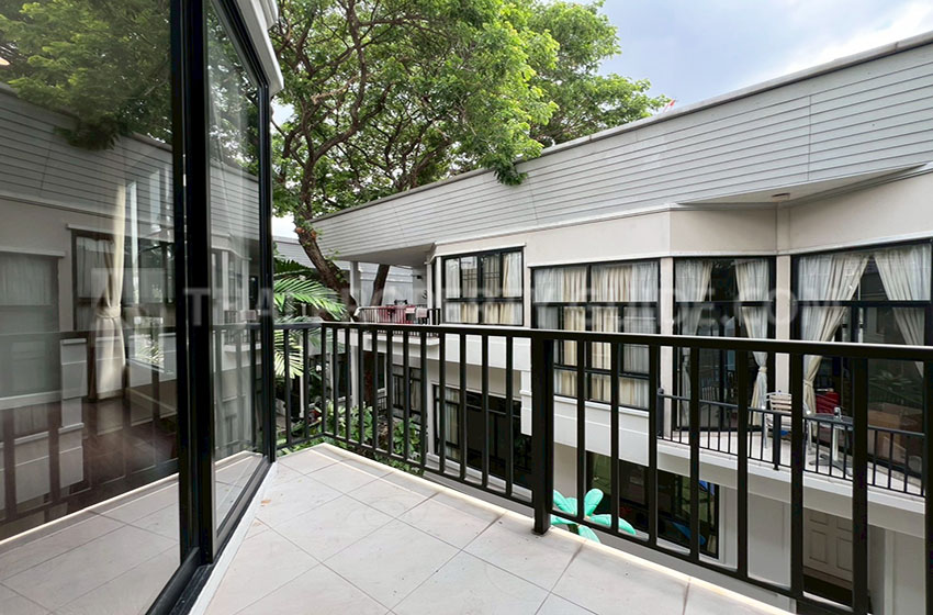 House with Shared Pool in Sukhumvit 