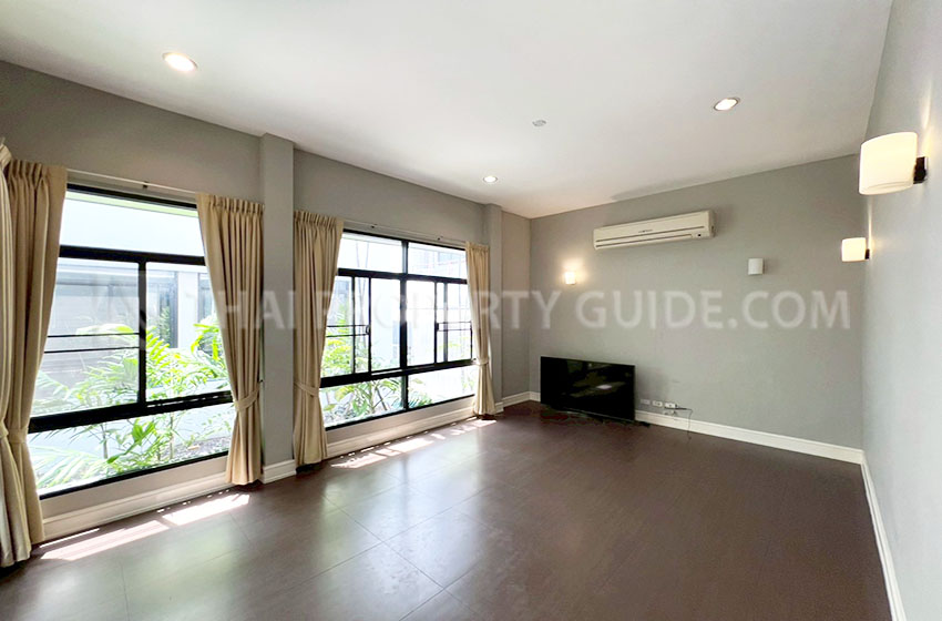House with Shared Pool in Sukhumvit 
