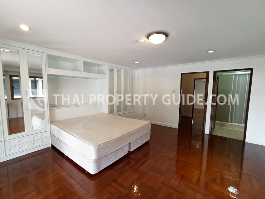 House with Shared Pool in Sukhumvit 