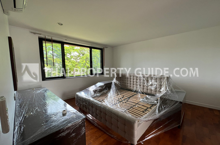 House with Shared Pool in Sukhumvit 