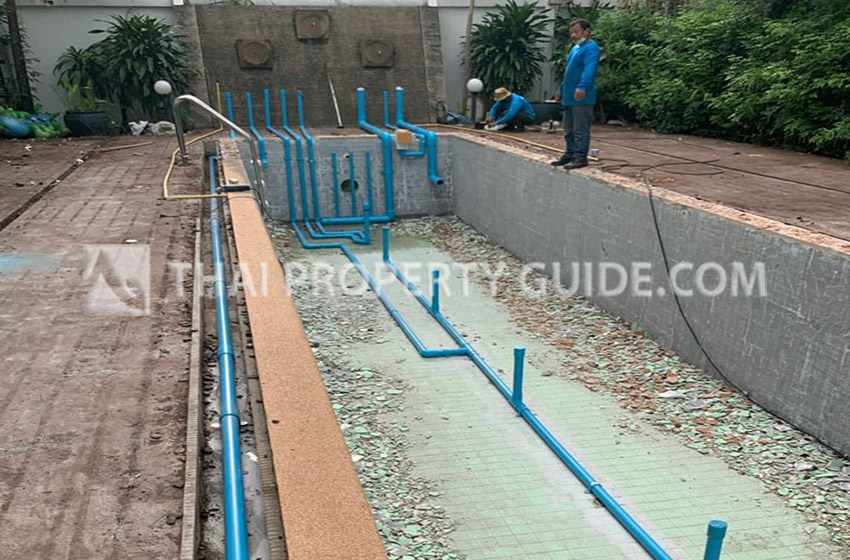 House with Shared Pool in Sukhumvit 