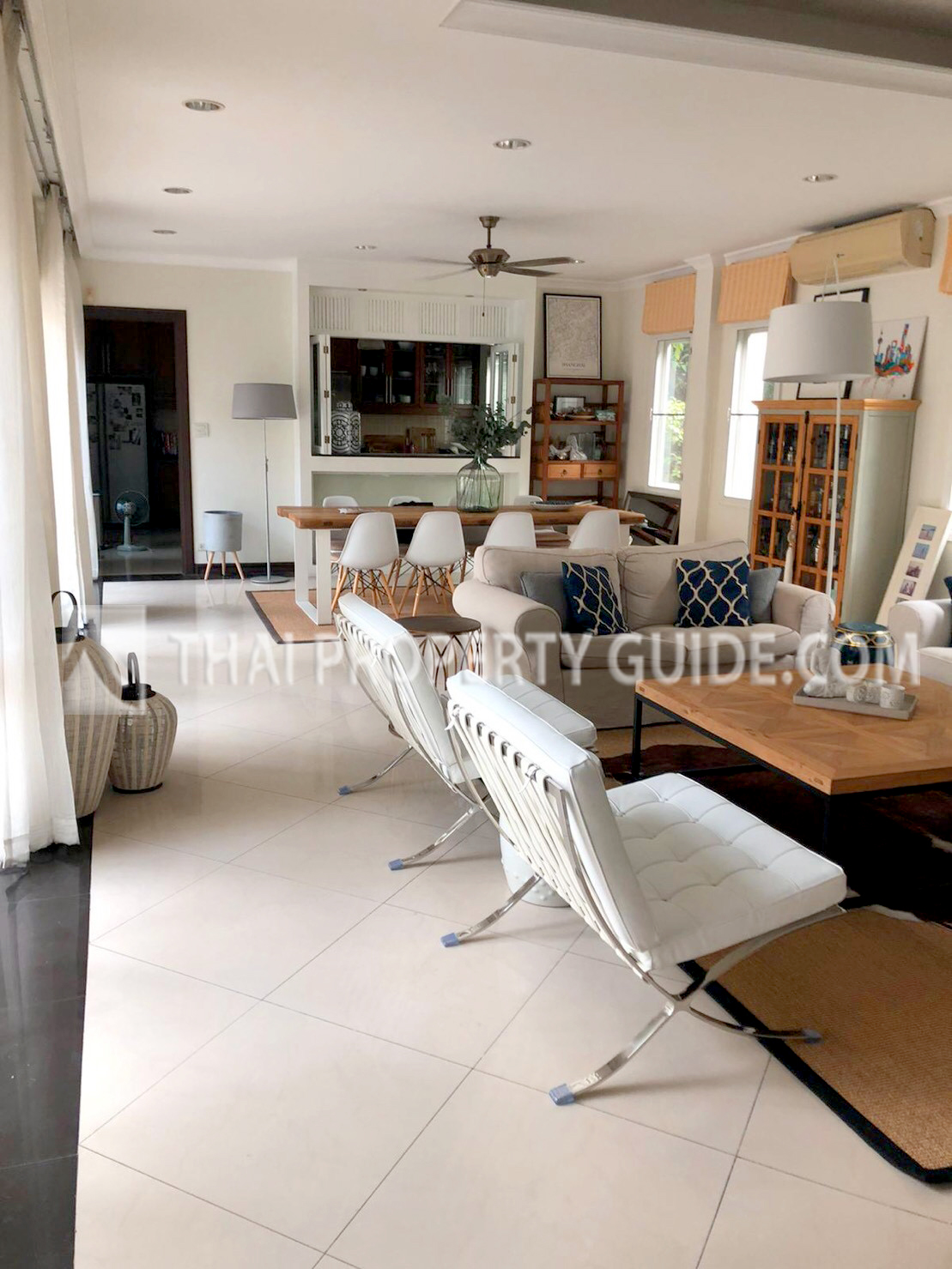 House with Shared Pool in Sukhumvit 