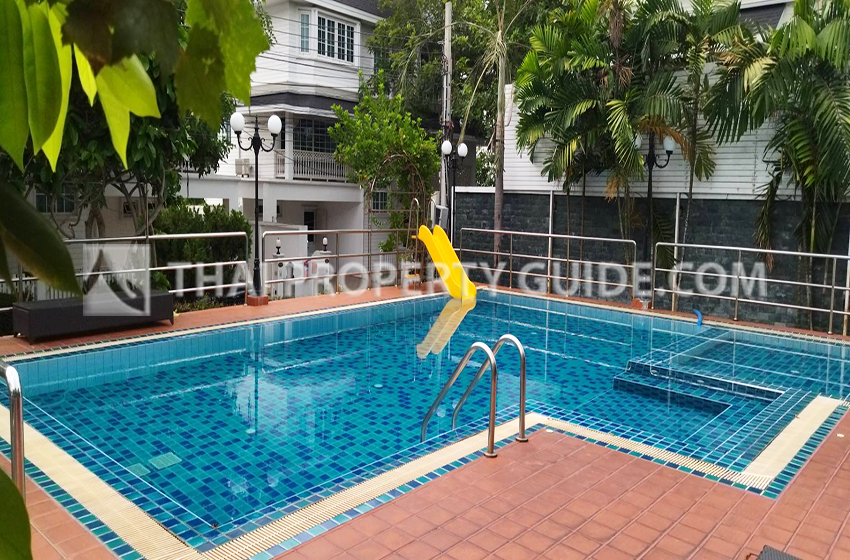 House with Shared Pool in Sukhumvit 