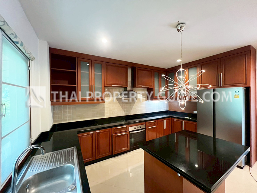 House with Shared Pool in Sukhumvit 