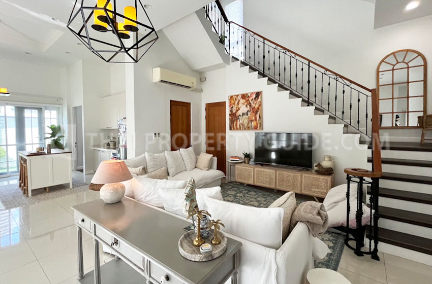 House with Shared Pool in Sukhumvit 