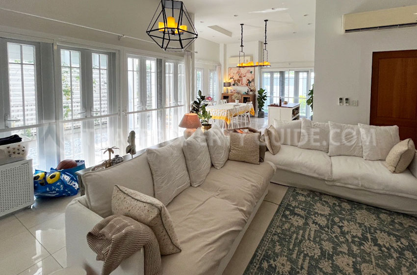 House with Shared Pool in Sukhumvit 