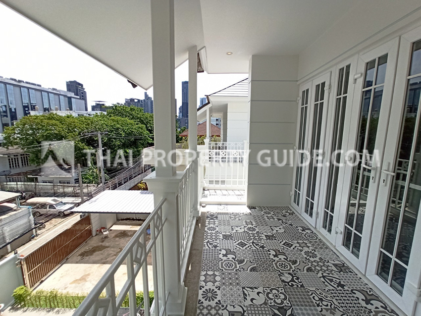 House with Shared Pool in Sukhumvit 