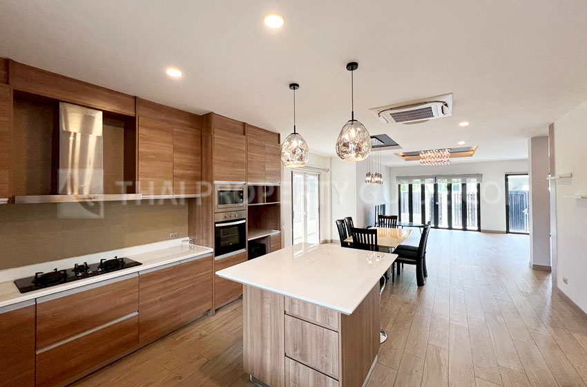 House with Shared Pool in Sukhumvit 