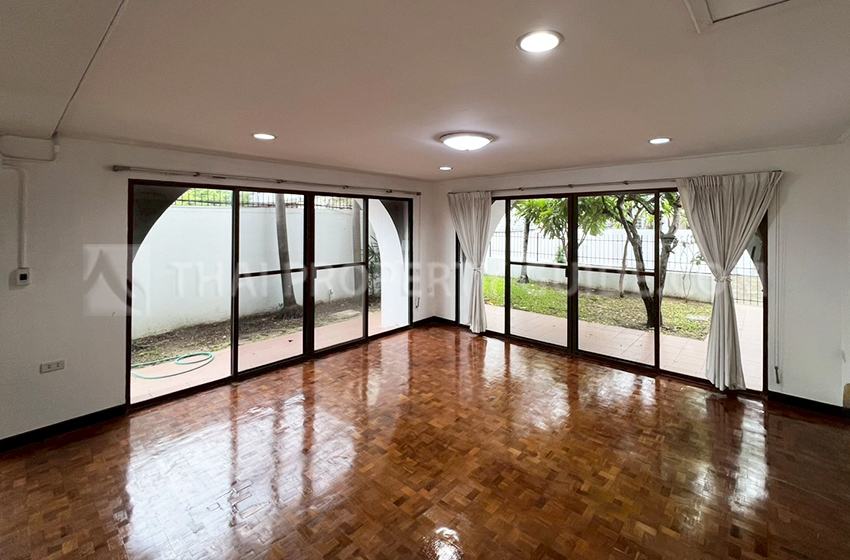 House with Shared Pool in Sukhumvit 