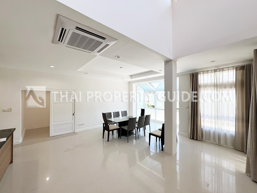 House with Shared Pool in Sukhumvit 