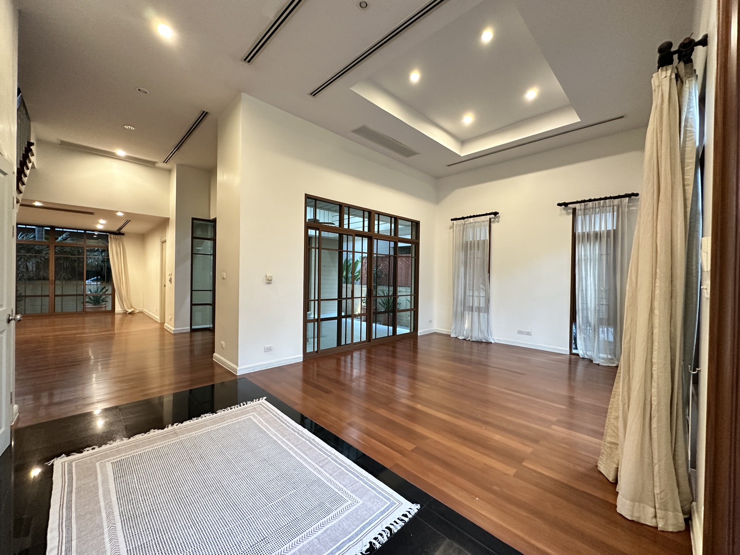 House with Shared Pool in Sukhumvit 