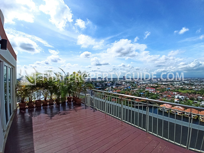 Penthouse in Nichada Thani 