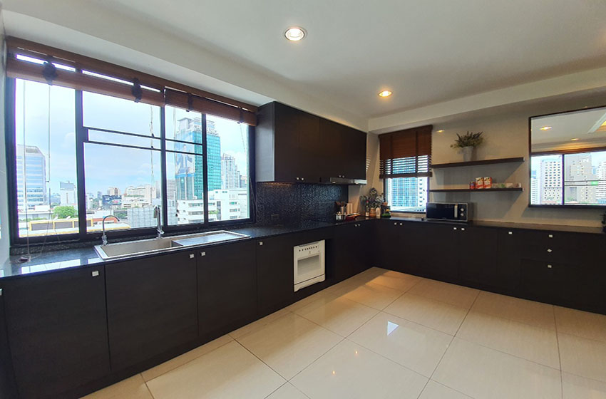 Penthouse in Ploenchit 