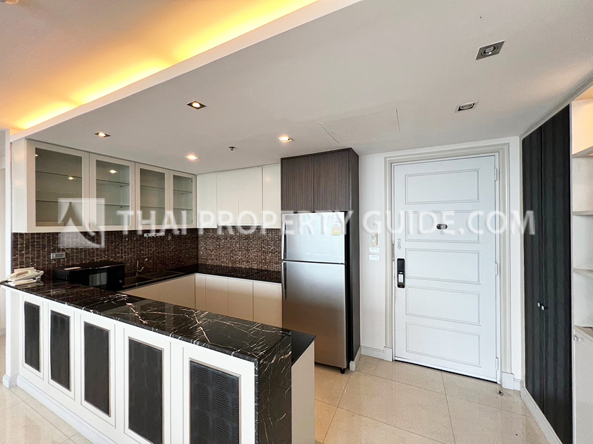 Penthouse in Srinakarin 