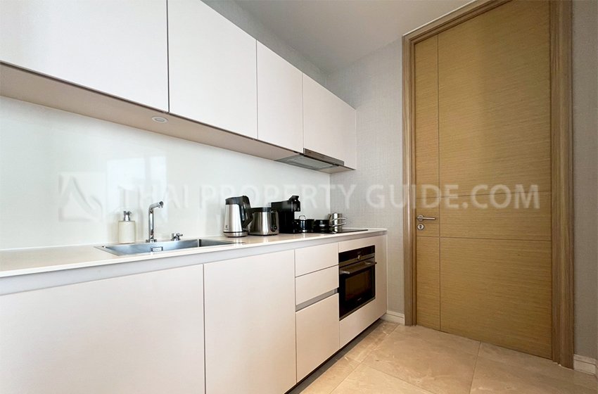 Service Apartment in Ploenchit