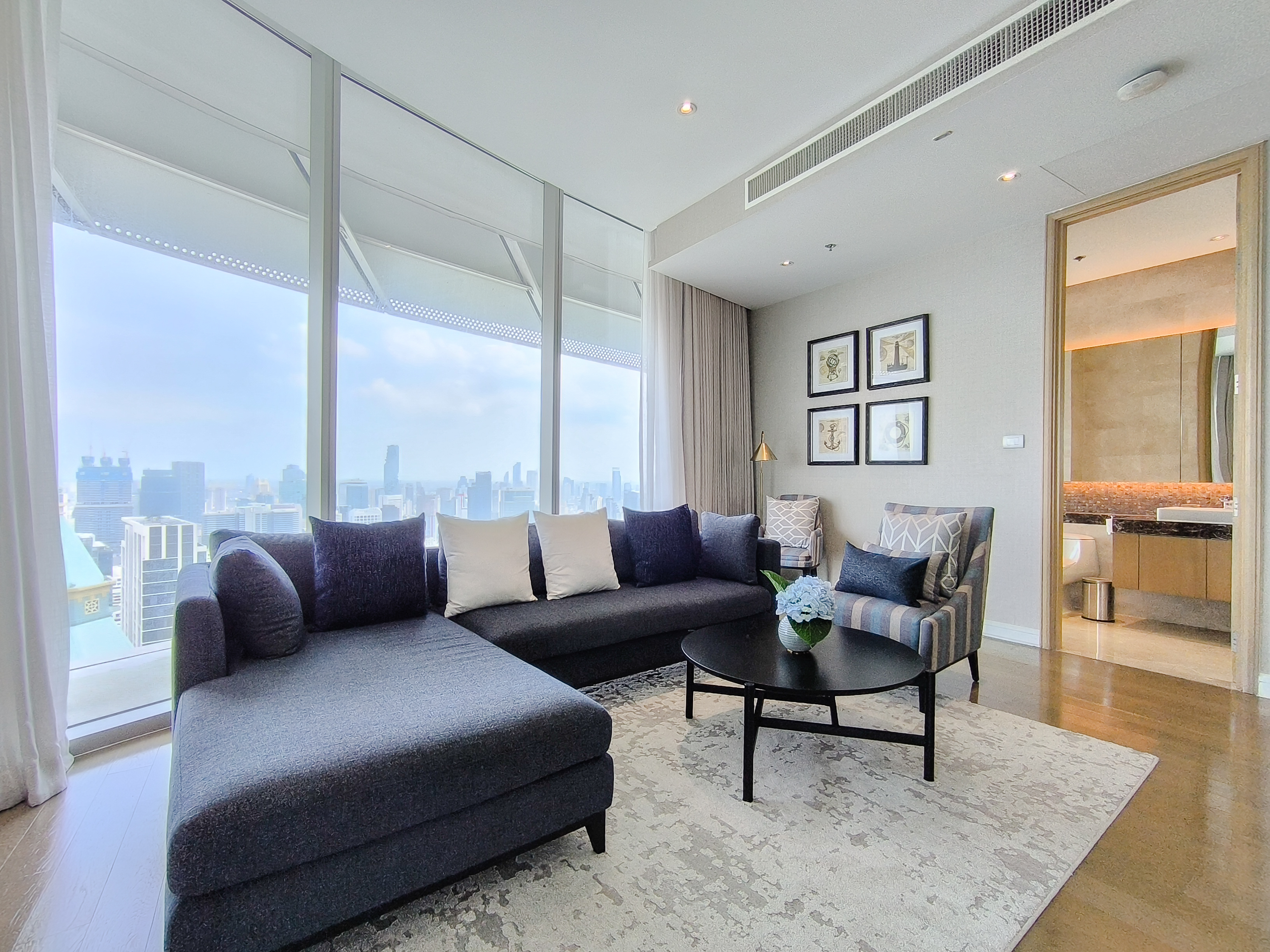Service Apartment in Ploenchit
