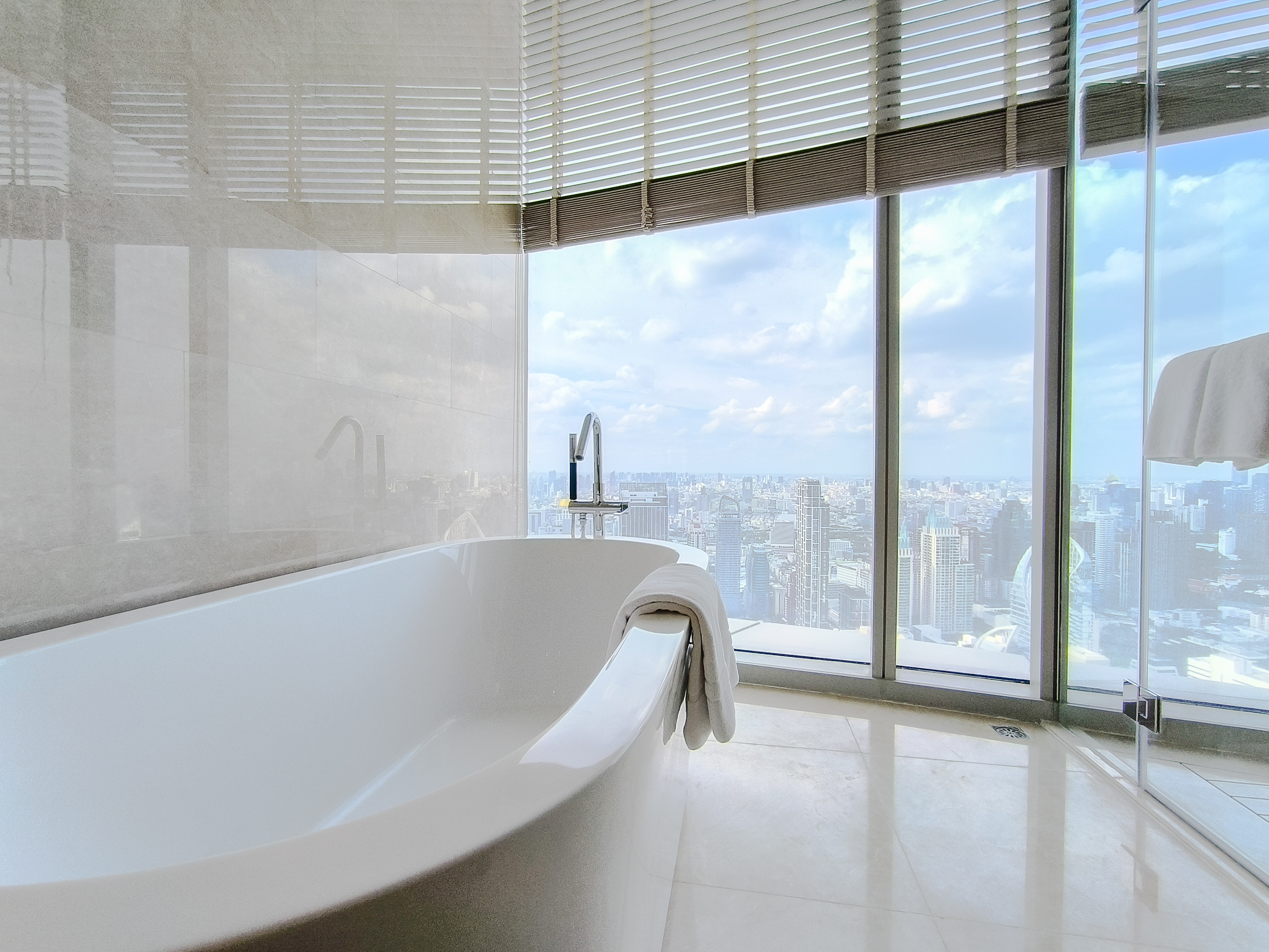 Service Apartment in Ploenchit