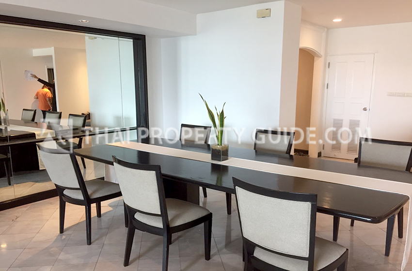 Service Apartment in Sathorn 