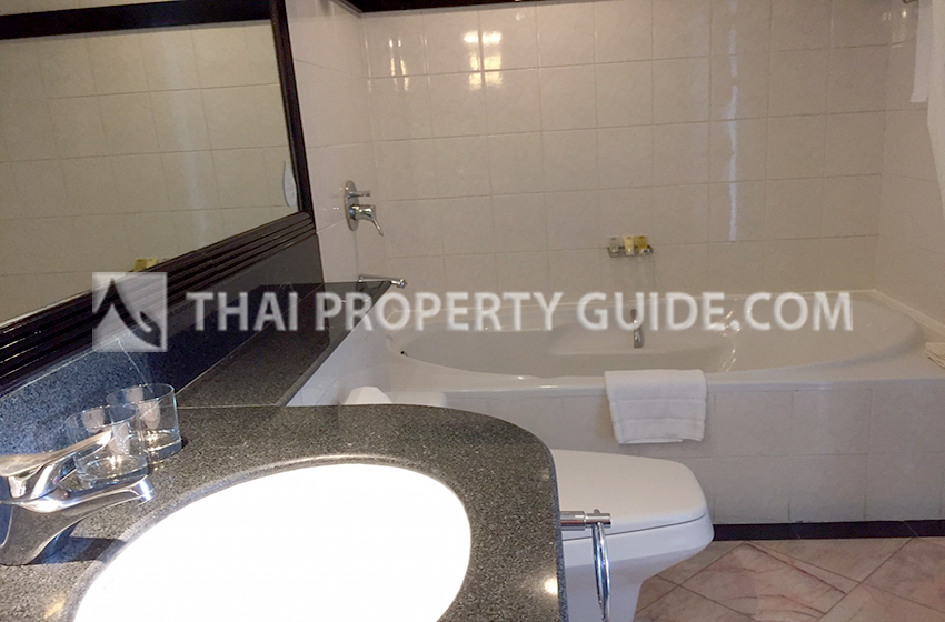 Service Apartment in Sathorn 