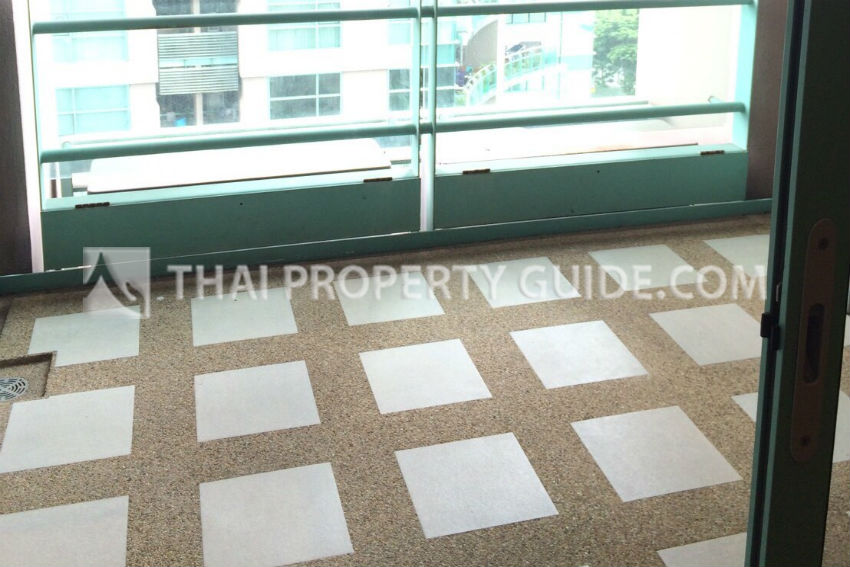 Service Apartment in Sathorn 