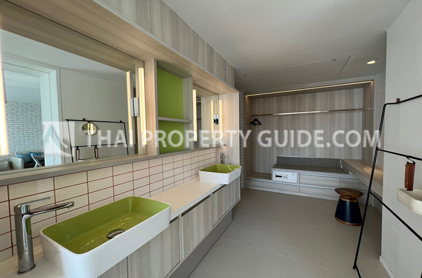 Service Apartment in Sathorn 