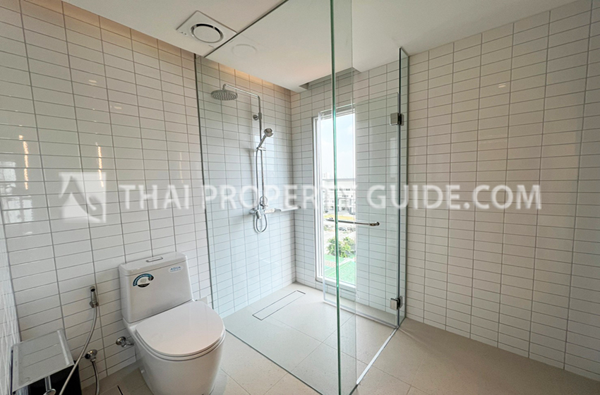 Service Apartment in Sathorn 