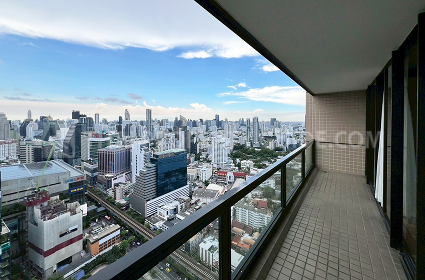 Service Apartment in Sukhumvit 