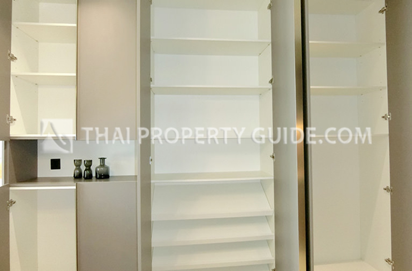 Service Apartment in Sukhumvit 