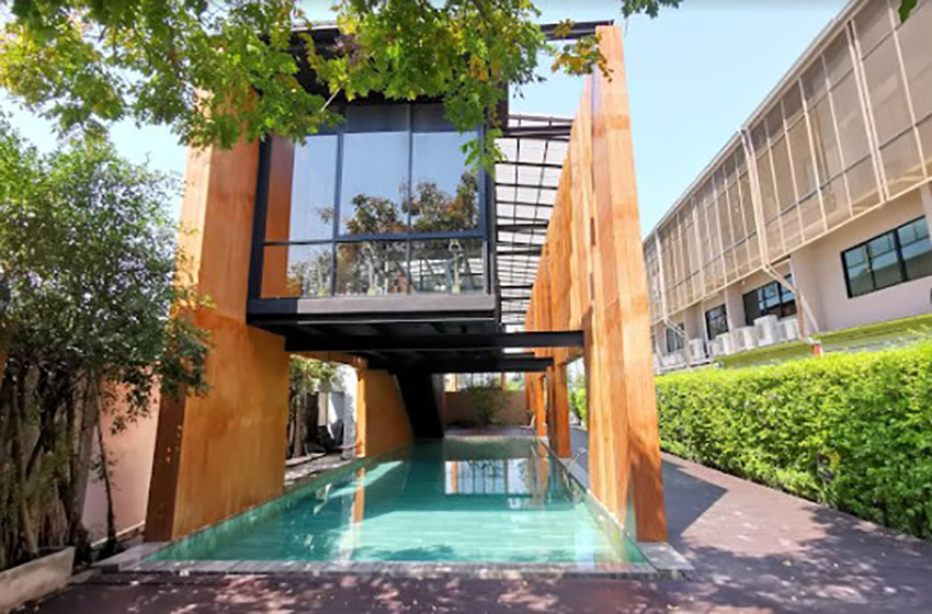 Townhouse in Nichada Thani