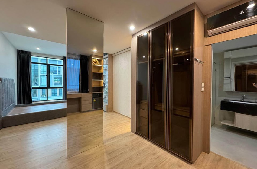 Townhouse in Pattanakarn 